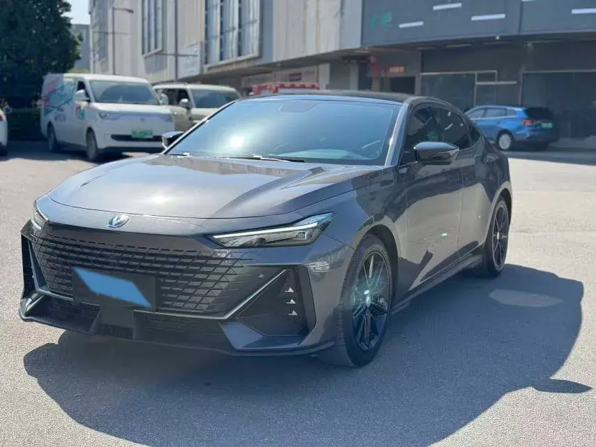 2022 CHANGAN UNI-V view 1