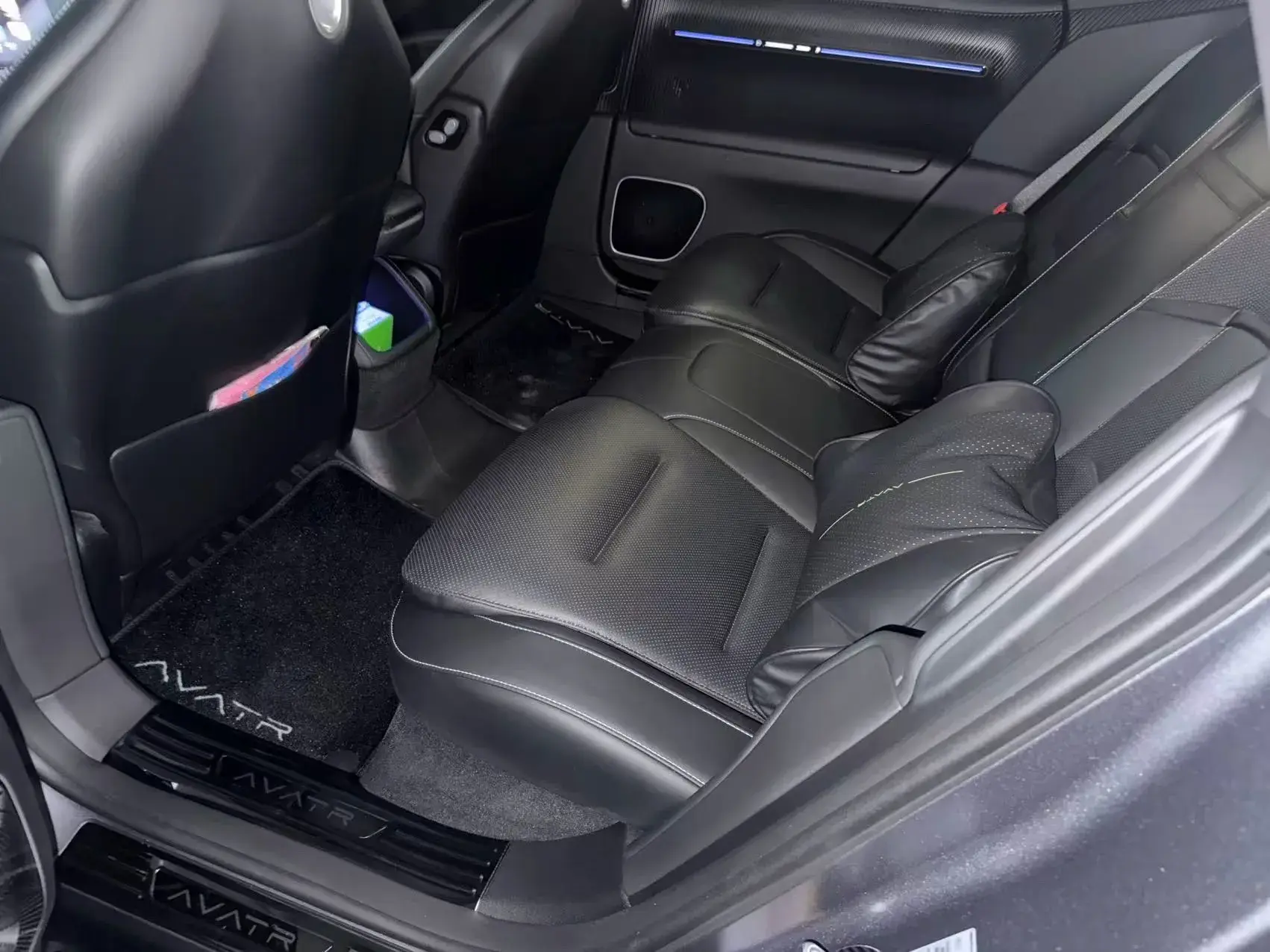 2023 AVATR 12 thumbnail 3