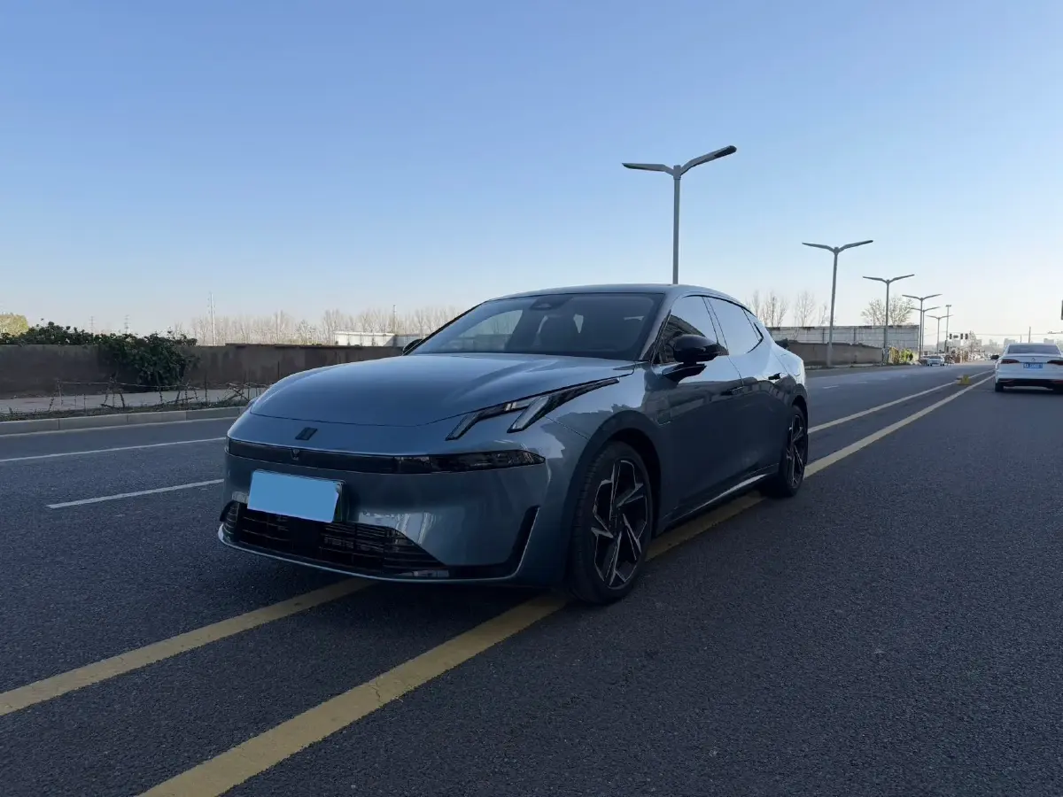 2024 LYNK&CO 07 EM-P 1.5T 163HP L4 3DHT PHEV 18.99KWH