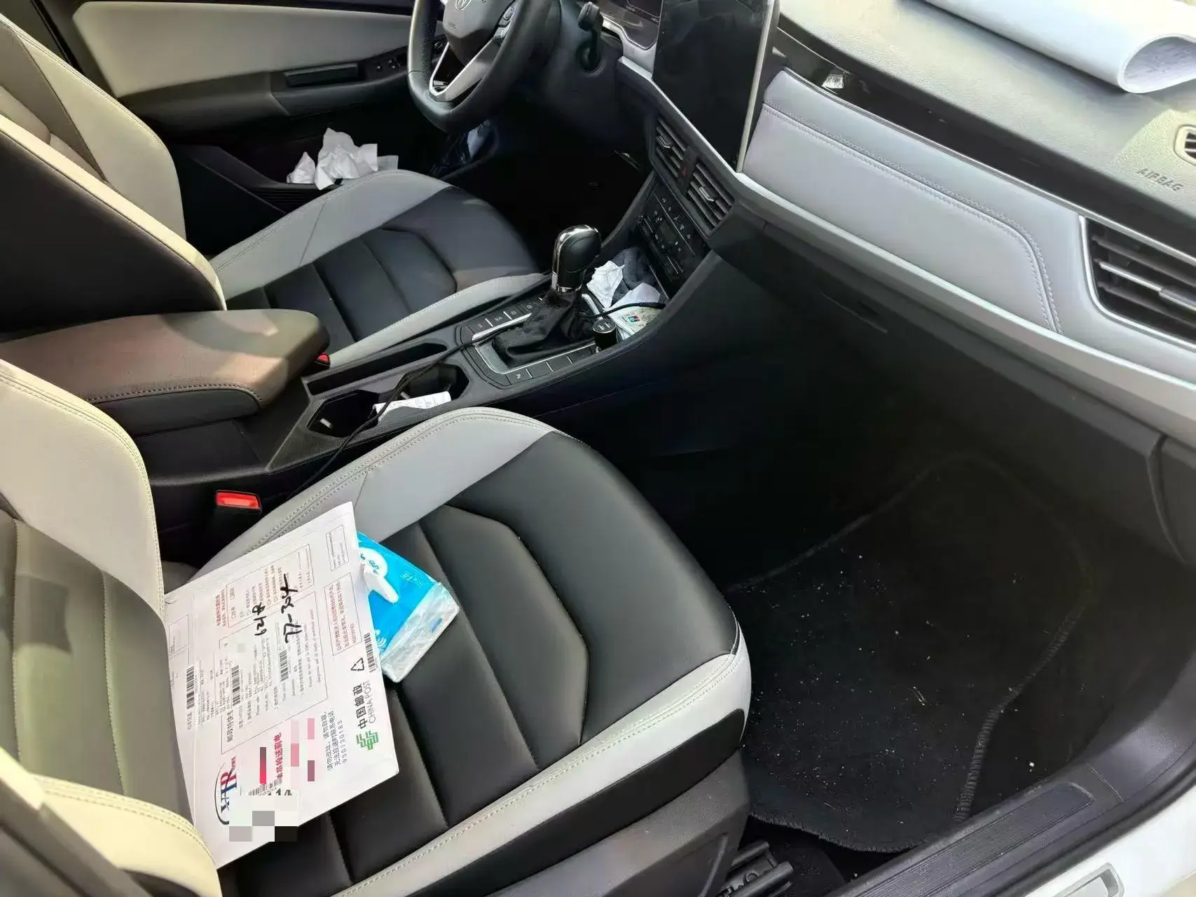 2023 VOLKSWAGEN BORA thumbnail 4