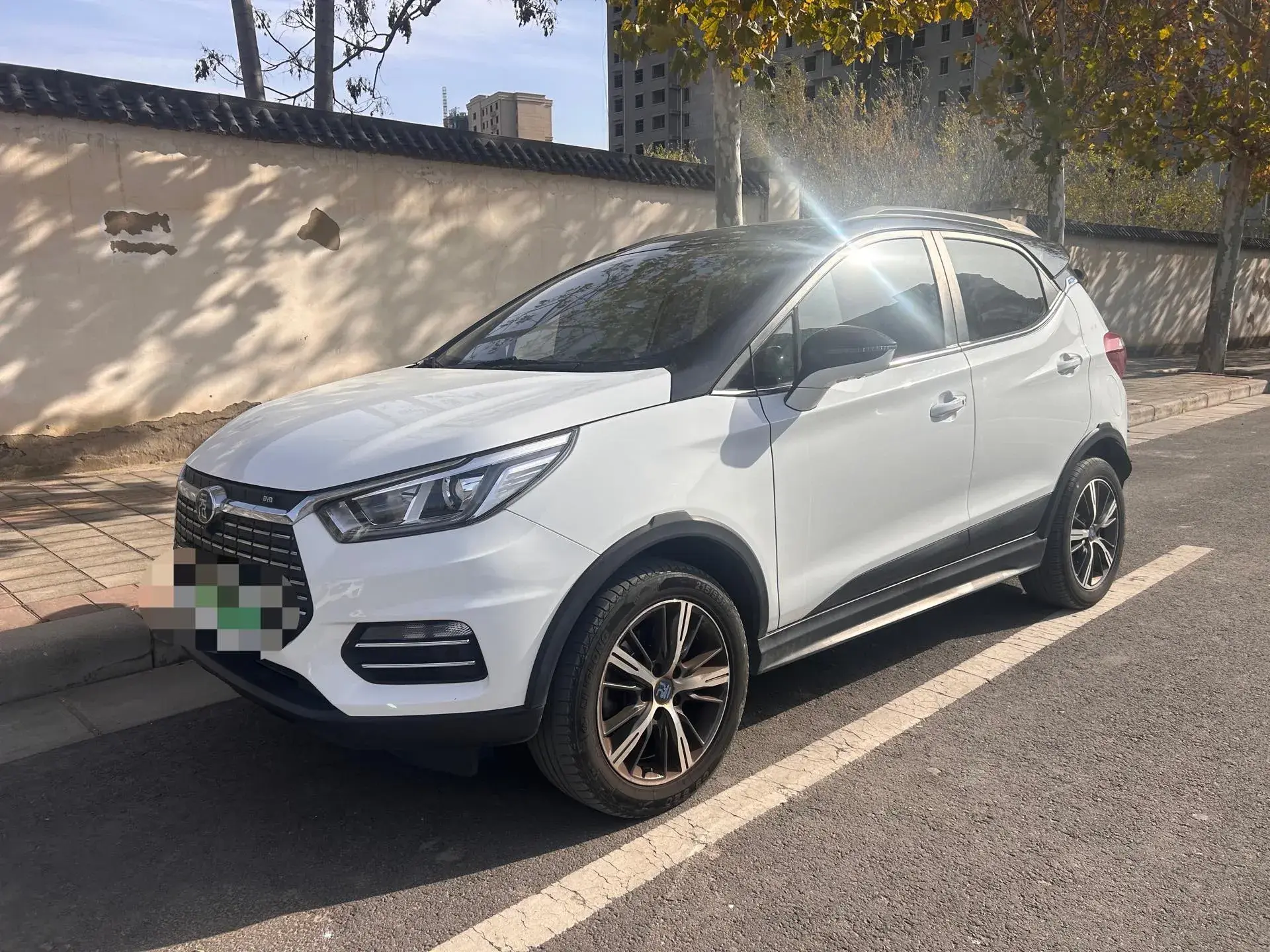 2018 BYD YUAN view 1