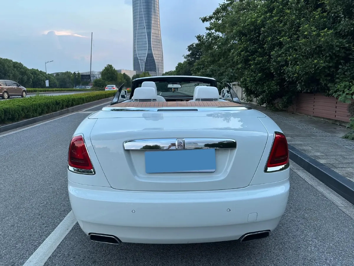 2018 Rolls-Royce Dawn 6.6T 571HP V12 8AT,autocango,china used car exporter,china ev exporter,chinese used car exporter,chinese used ev exporter