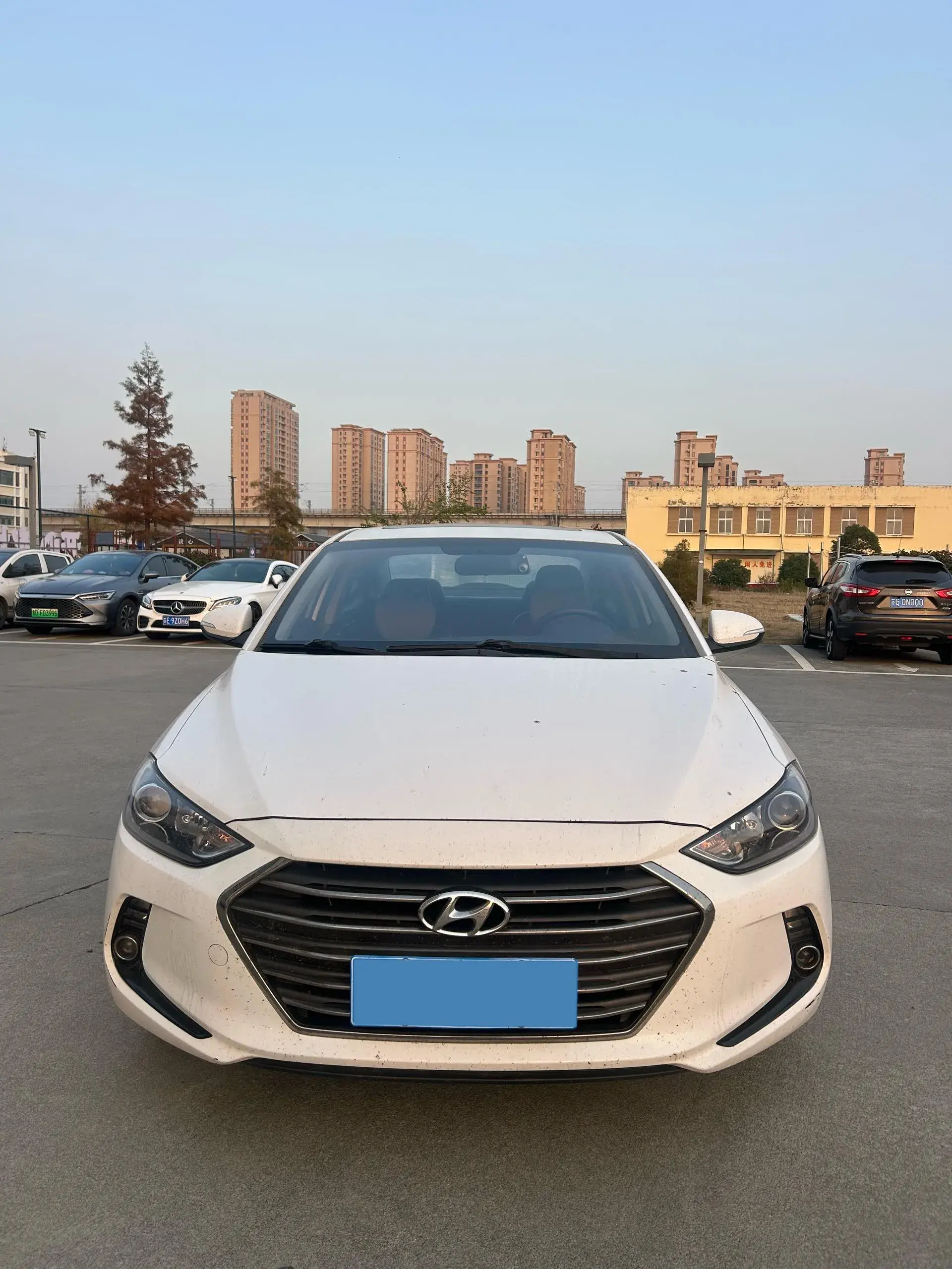 2016 HYUNDAI ELANTRA thumbnail 2