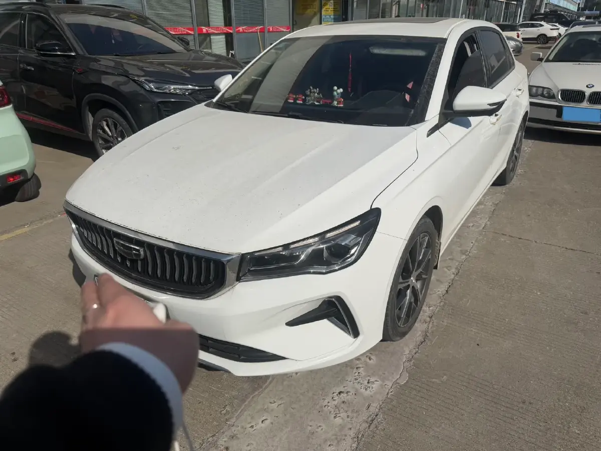 2022 Geely Emgrand L 1.4T 141HP L4 CVT