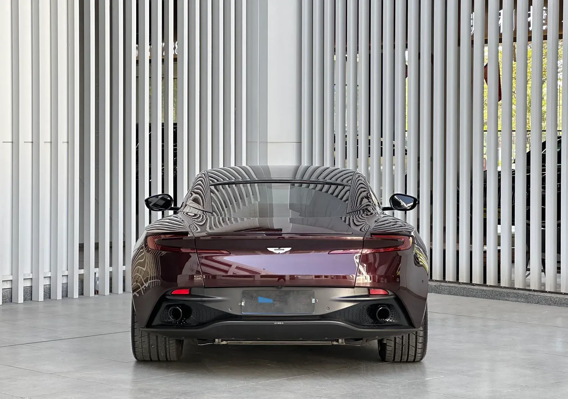 2020 ASTON MARTIN thumbnail 4