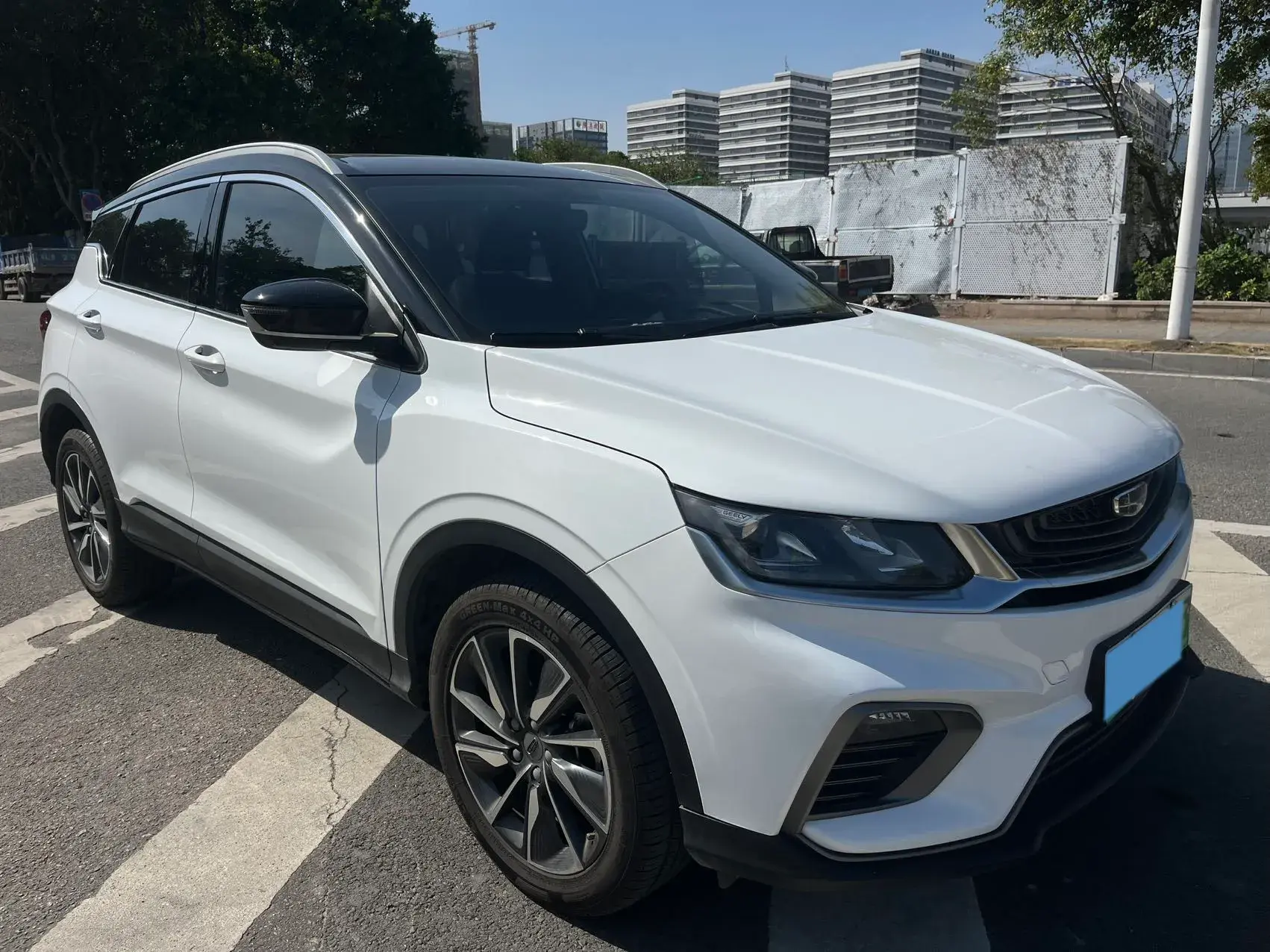 2020 GEELY COOLRAY thumbnail 3