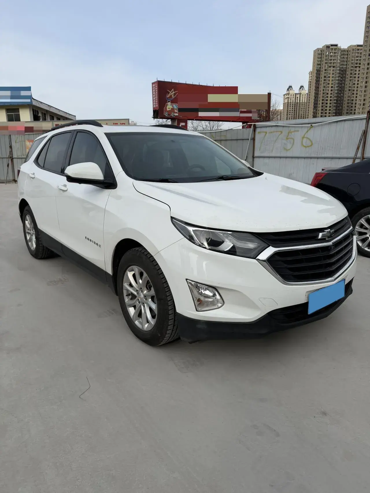 2019 CHEVROLET EQUINOX thumbnail 3