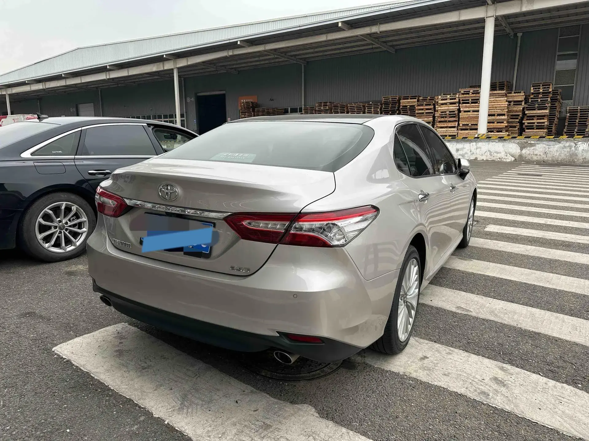 2019 TOYOTA CAMRY thumbnail 2