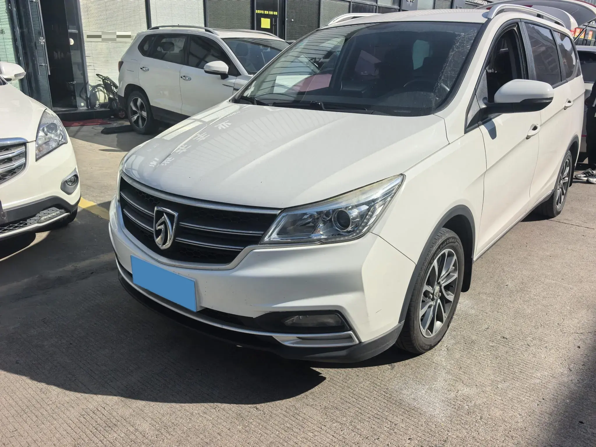2019 BAOJUN 730 view 1