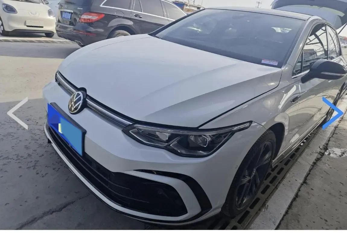 2021 VOLKSWAGEN GOLF view 1