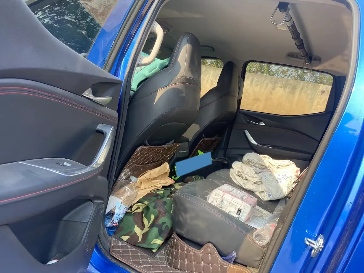 2021 MAXUS T90 2.0T 218HP L4 6MT,autocango,china used car exporter,china ev exporter,chinese used car exporter,chinese used ev exporter