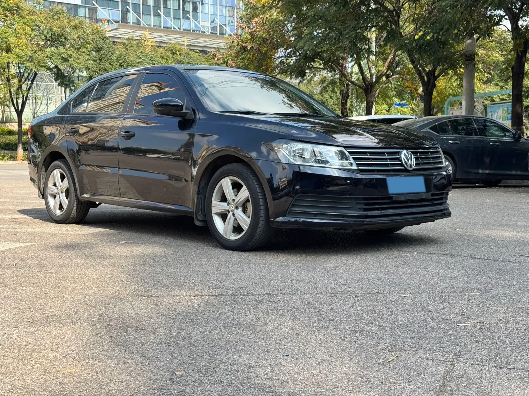 2017 VOLKSWAGEN LAVIDA thumbnail 3