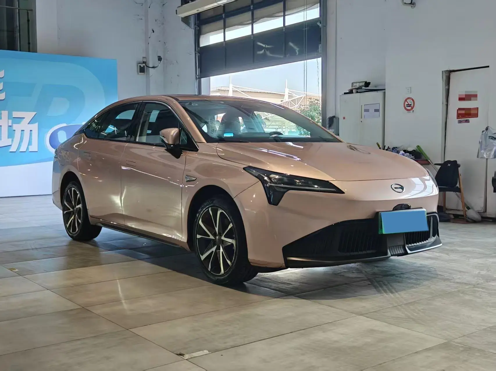 2023 AION S thumbnail 3