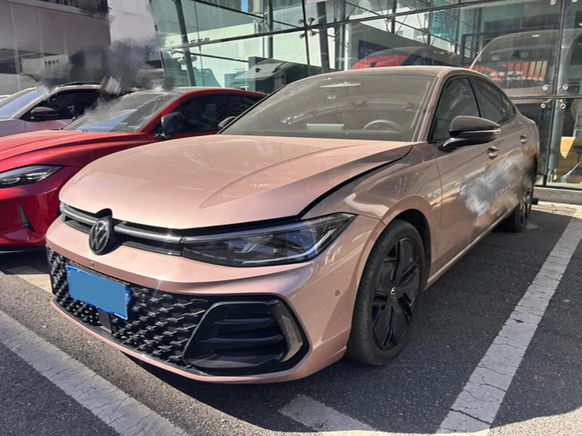 2025 VOLKSWAGEN PASSAT view 1