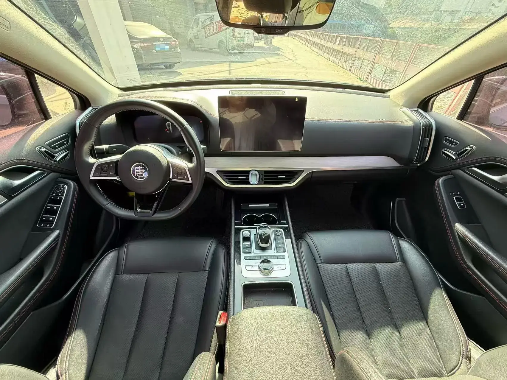 2019 BYD TANG thumbnail 4