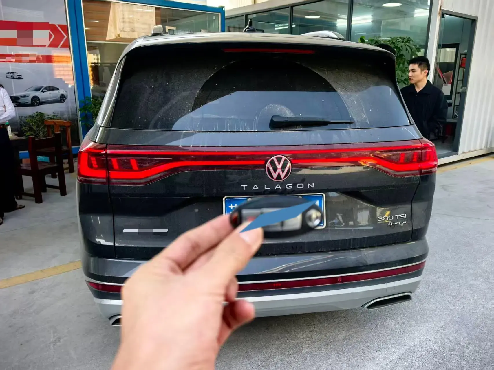 2021 VOLKSWAGEN TALAGON thumbnail 2