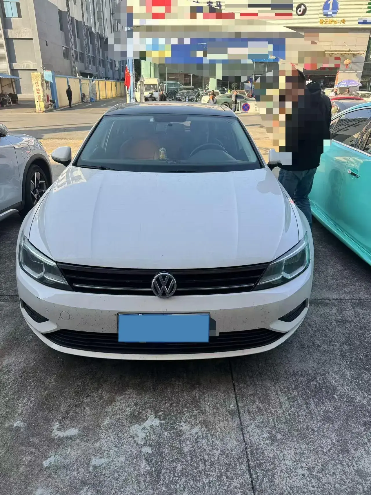 2018 VOLKSWAGEN LAMANDO thumbnail 2