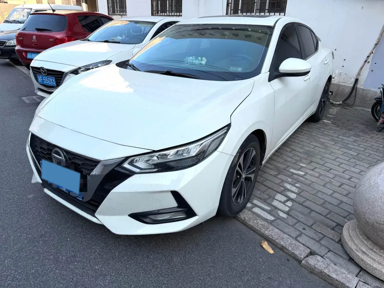 2022 NISSAN SYLPHY view 1