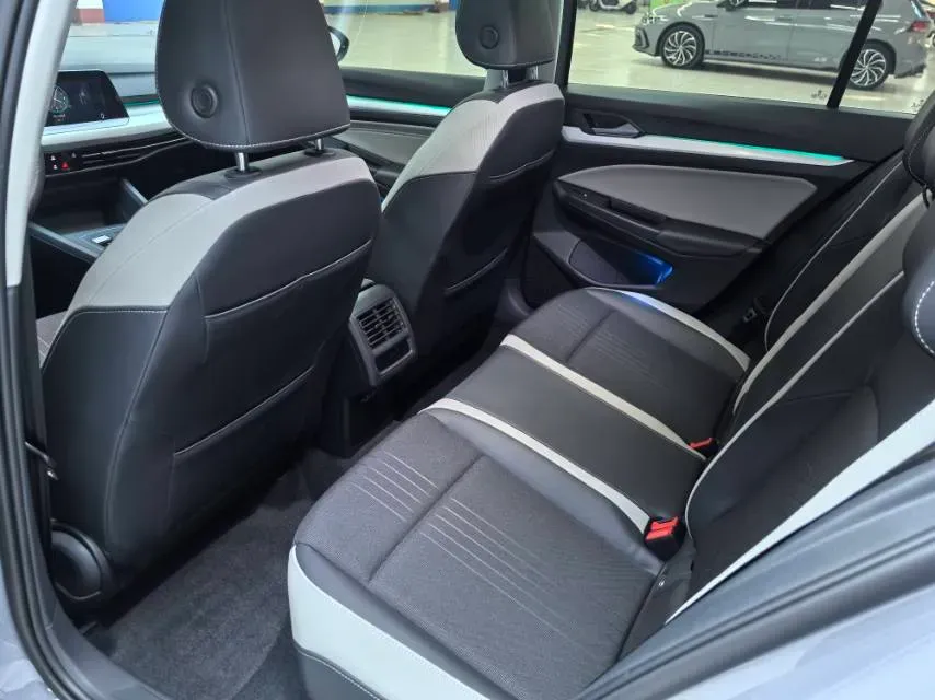 2021 Volkswagen Golf 1.4T 150HP L4 7DCT,autocango,china used car exporter,china ev exporter,chinese used car exporter,chinese used ev exporter