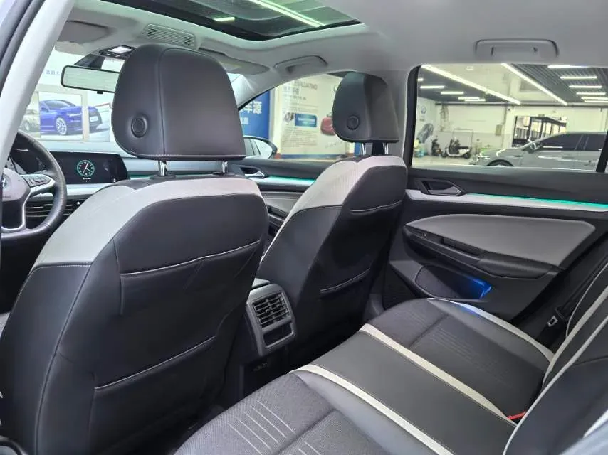 2021 Volkswagen Golf 1.4T 150HP L4 7DCT,autocango,china used car exporter,china ev exporter,chinese used car exporter,chinese used ev exporter