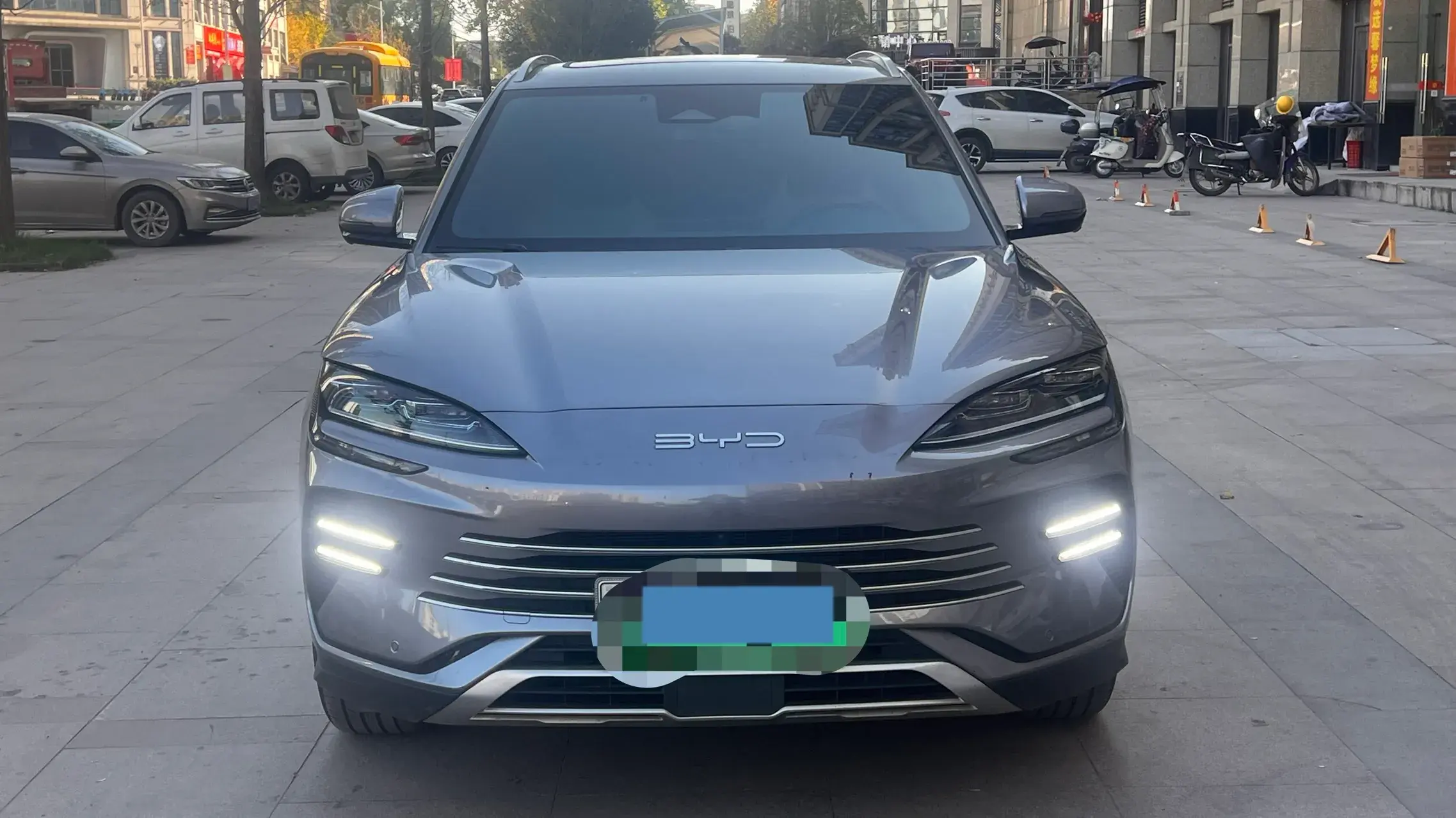 2024 BYD SONG thumbnail 2