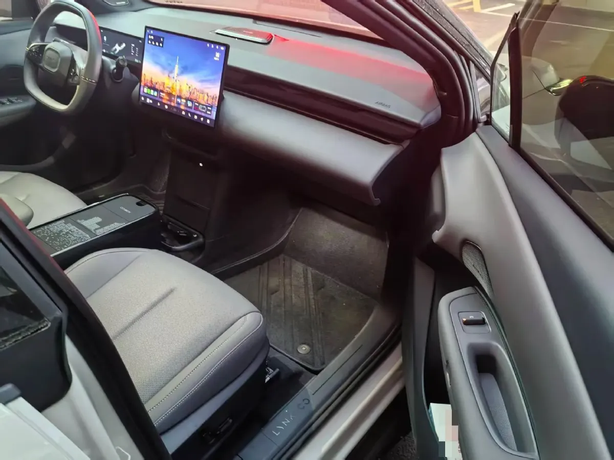 2025 LYNK&CO Z20 BEV 61.47KWH,autocango,china used car exporter,china ev exporter,chinese used car exporter,chinese used ev exporter