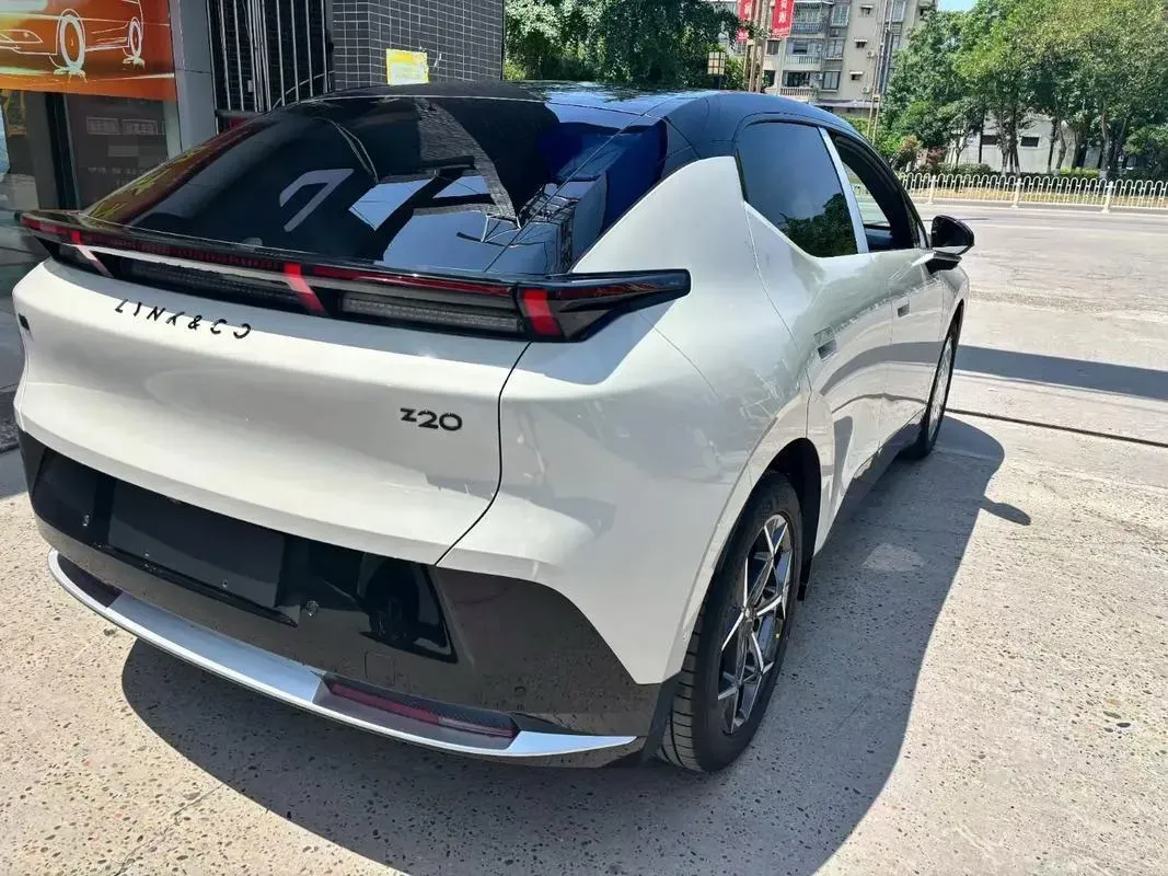 2025 LYNK&CO Z20 BEV 61.47KWH,autocango,china used car exporter,china ev exporter,chinese used car exporter,chinese used ev exporter