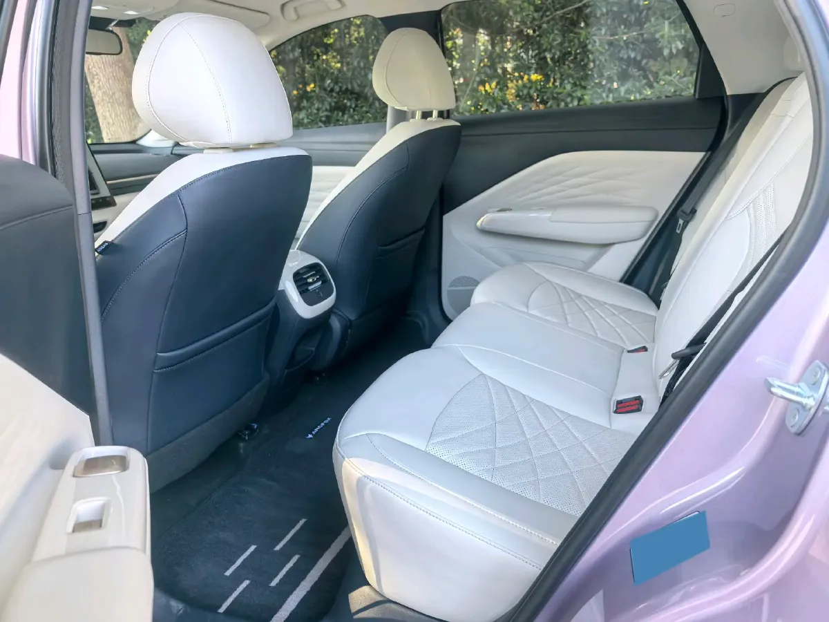 2025 ARCFOX T1 BEV,autocango,china used car exporter,china ev exporter,chinese used car exporter,chinese used ev exporter