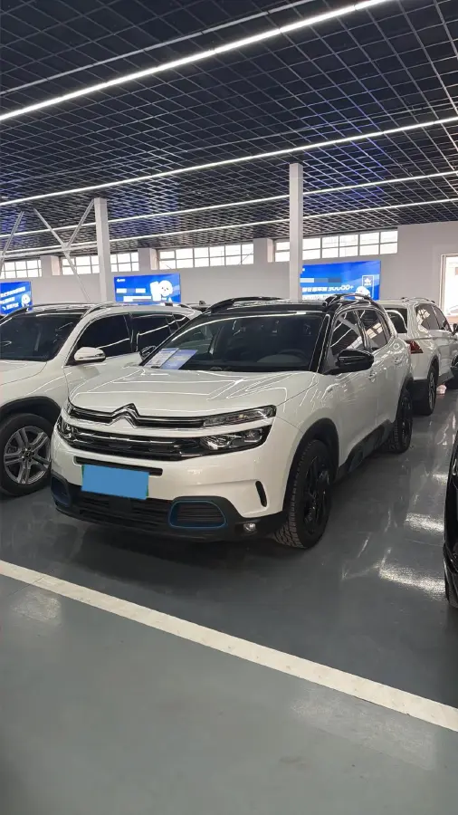 2020 Citroen C5 AircrossS 1.6T 200HP L4 8AT PHEV 12.96KWH