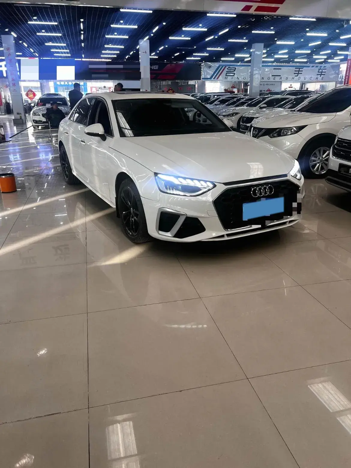 2020 AUDI A4L thumbnail 2