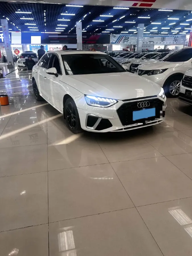 2020 Audi A4L 2.0T 190HP L4 7DCT,autocango,china used car exporter,china ev exporter,chinese used car exporter,chinese used ev exporter