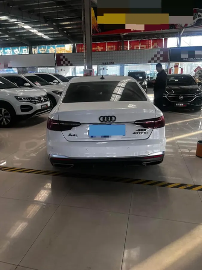 2020 Audi A4L 2.0T 190HP L4 7DCT,autocango,china used car exporter,china ev exporter,chinese used car exporter,chinese used ev exporter