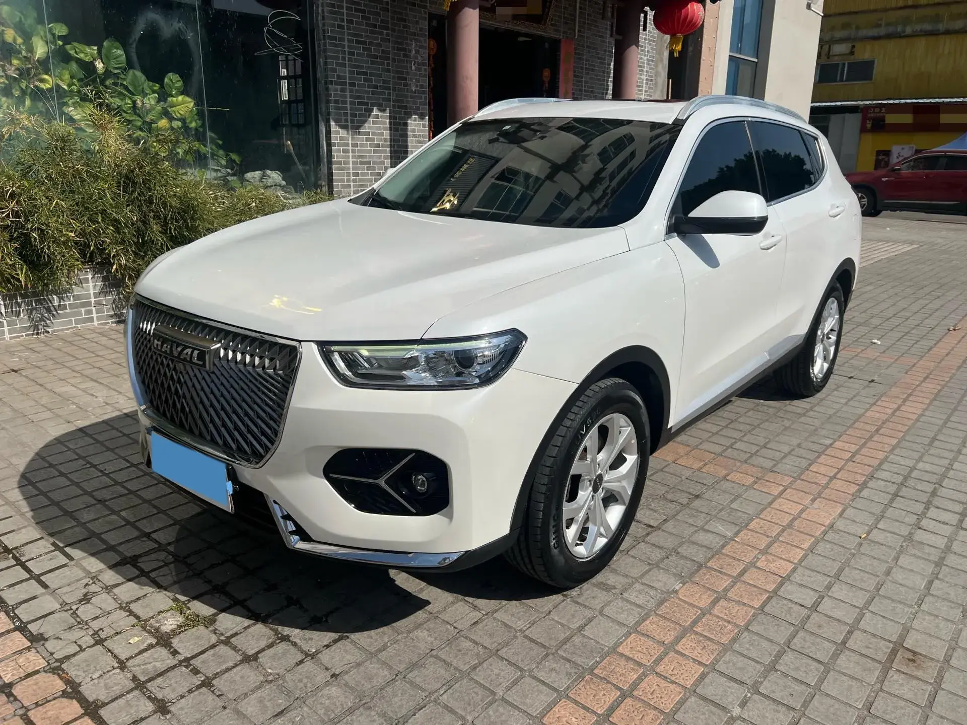 2021 HAVAL H6 view 1