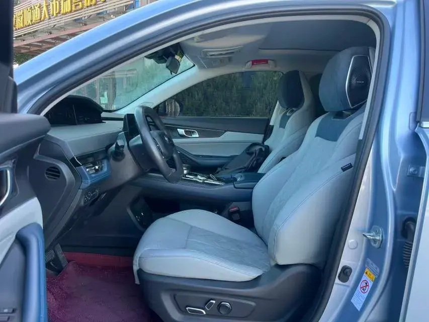 2022 CHANGAN UNI-K thumbnail 3