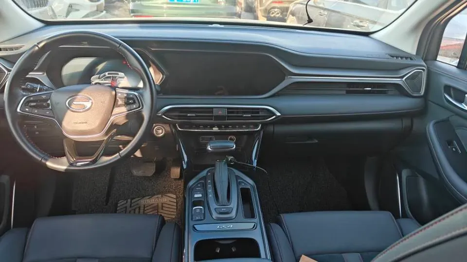 2020 GAC Trumpchi GS4 COUPE 1.5T 169HP L4 7DCT,autocango,china used car exporter,china ev exporter,chinese used car exporter,chinese used ev exporter