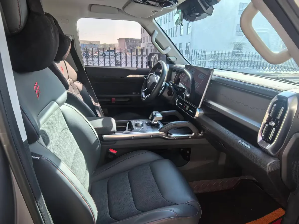 2023 Jetour Traveller 2.0T 254HP L4 8AT,autocango,china used car exporter,china ev exporter,chinese used car exporter,chinese used ev exporter