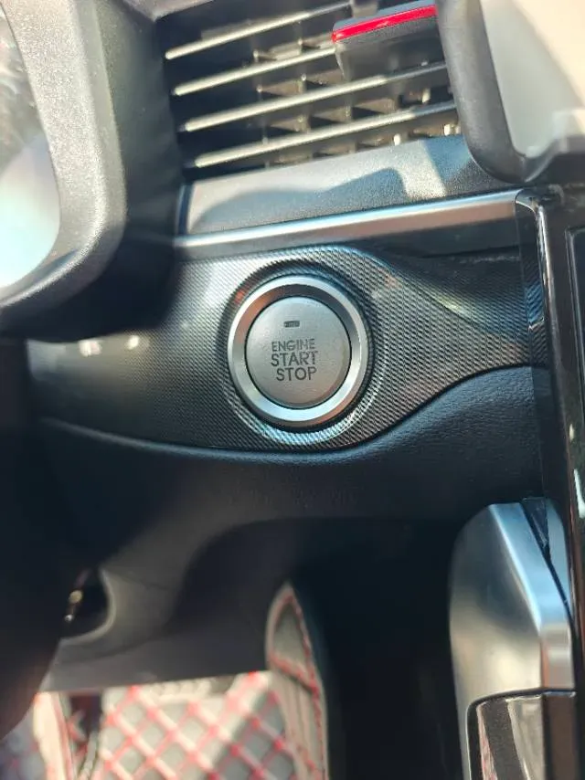 2018 Haval H4 1.5T 169HP L4 7DCT,autocango,china used car exporter,china ev exporter,chinese used car exporter,chinese used ev exporter