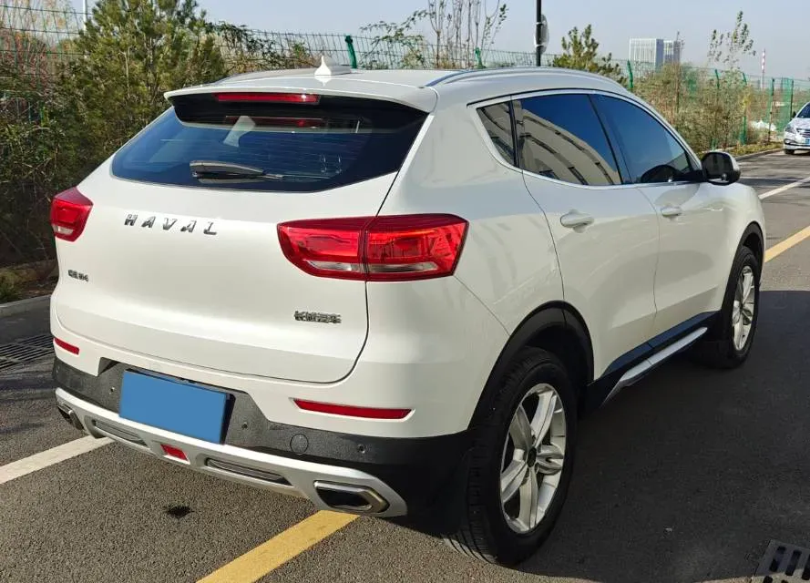 2018 Haval H4 1.5T 169HP L4 7DCT,autocango,china used car exporter,china ev exporter,chinese used car exporter,chinese used ev exporter
