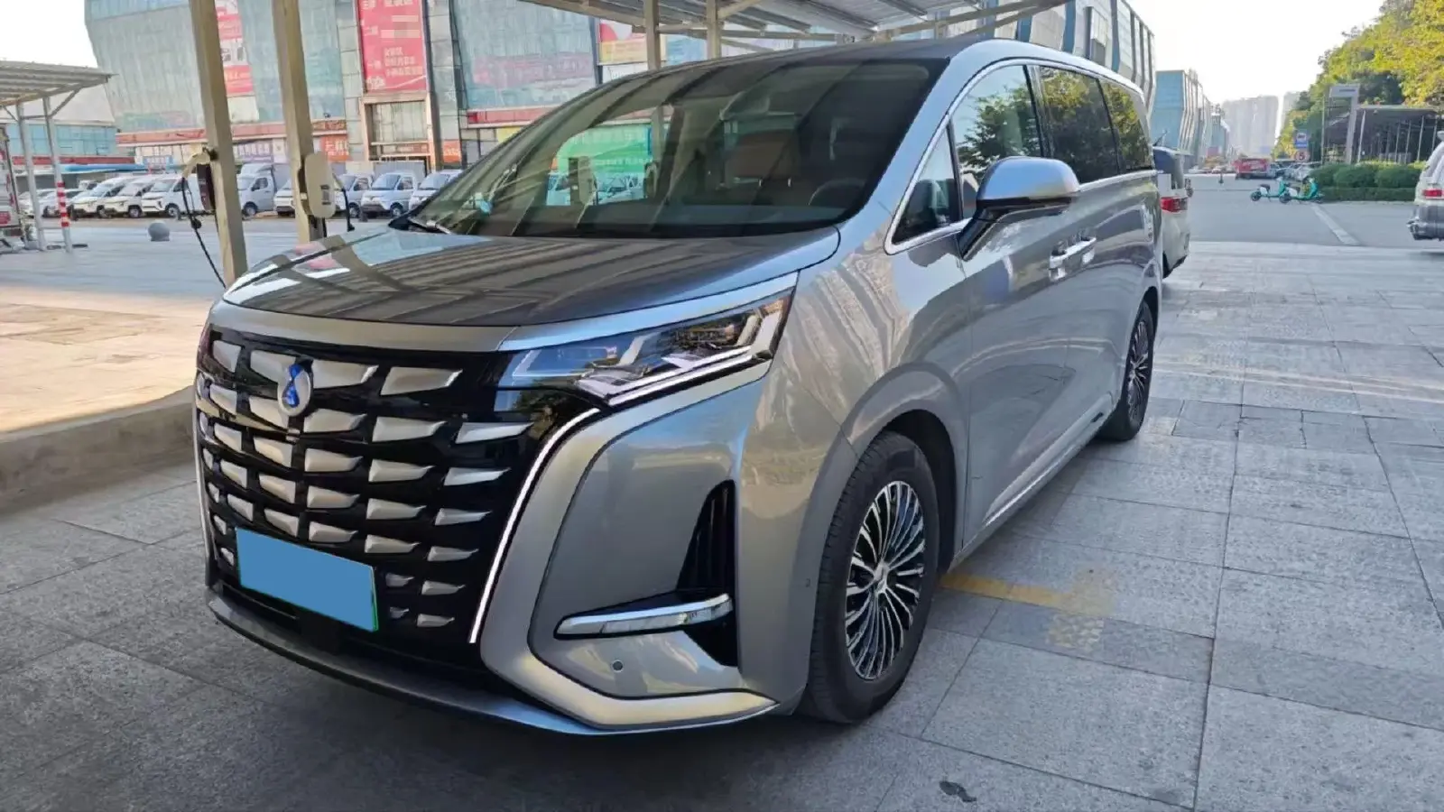 2022 Denza D9 1.5T 139HP L4 E-CVT PHEV 40.06KWH