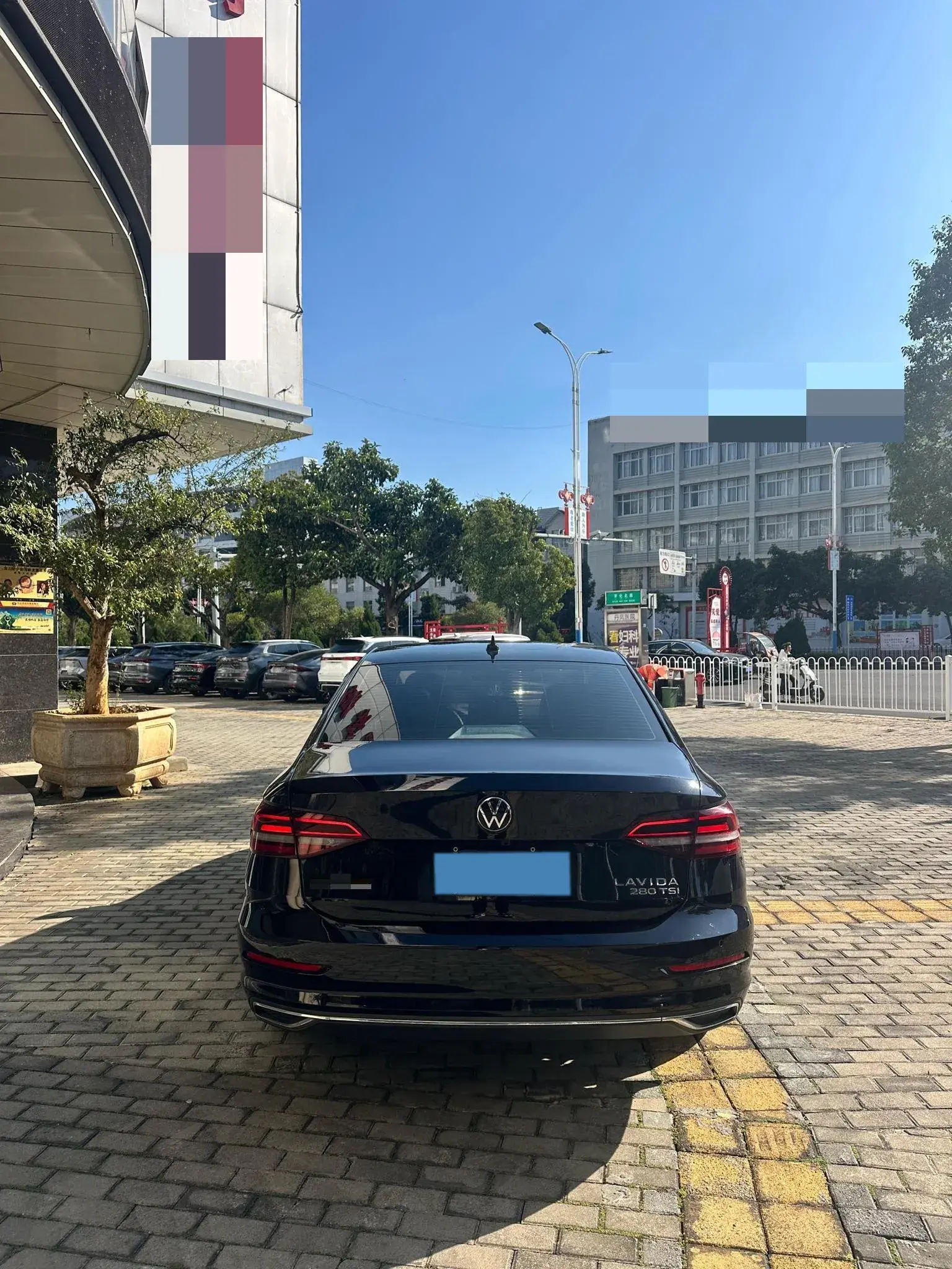 2021 VOLKSWAGEN LAVIDA thumbnail 4