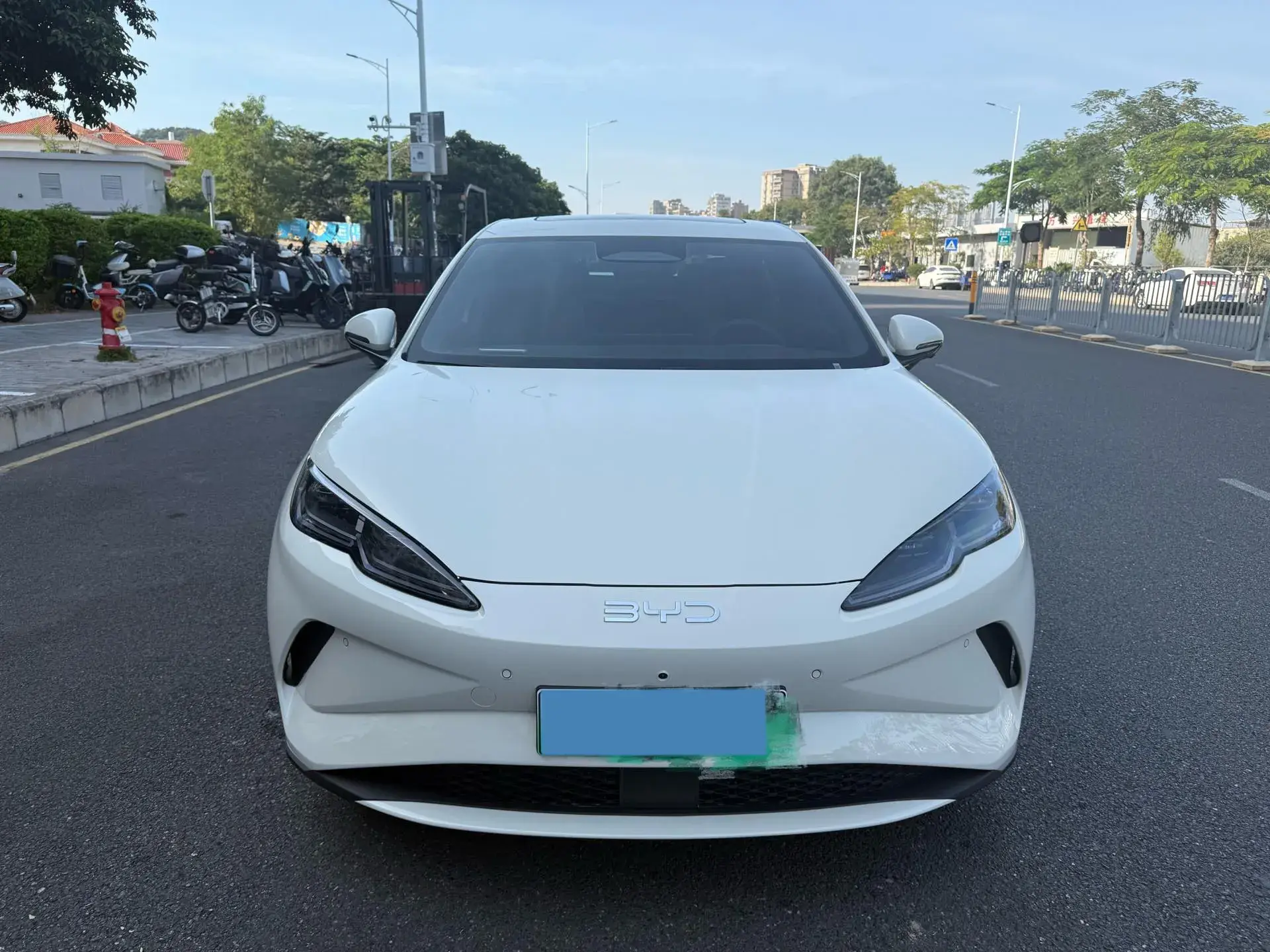 2025 BYD SEAL06 thumbnail 2