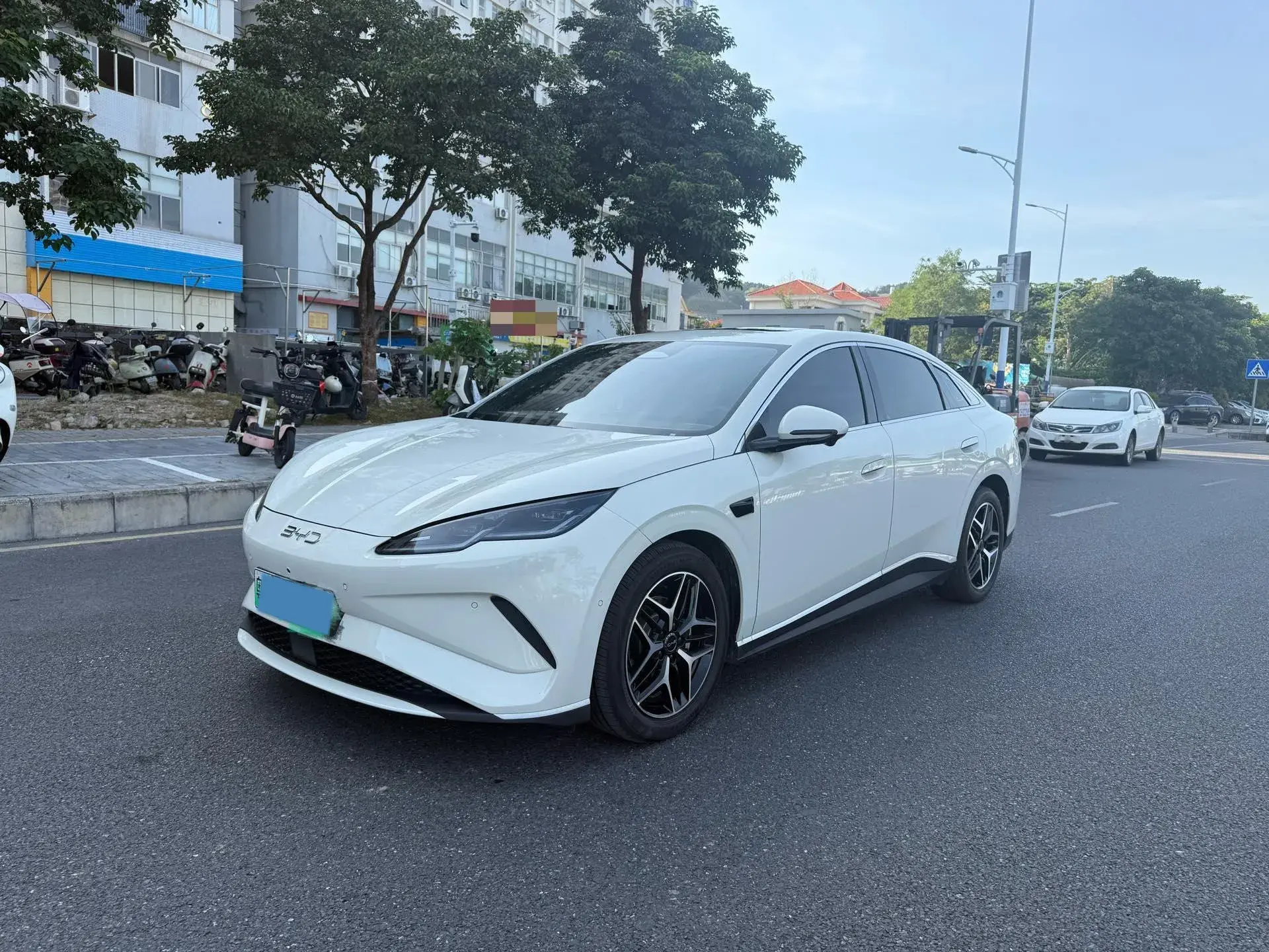 2025 BYD SEAL06 view 1