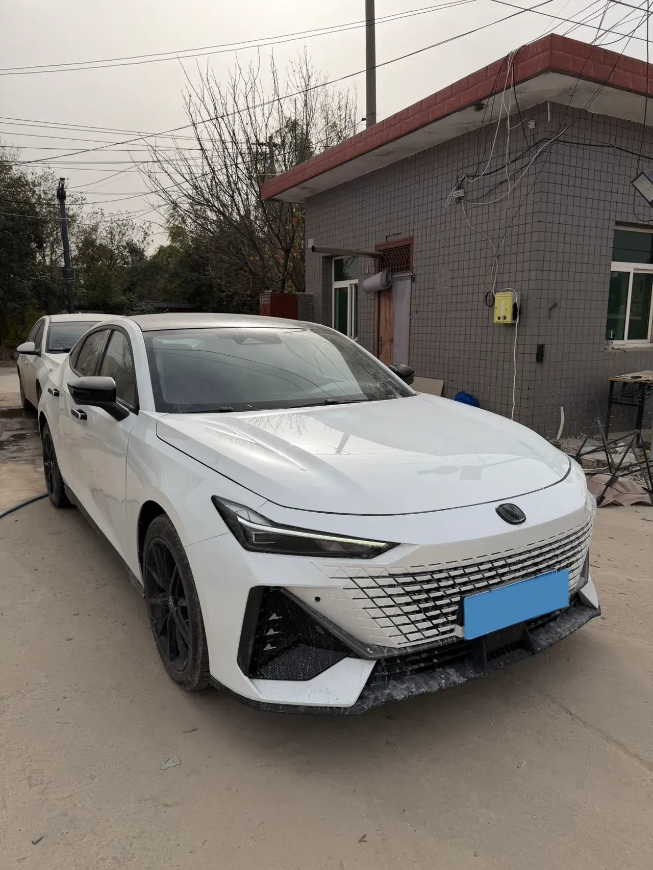 2023 CHANGAN UNI-V thumbnail 2