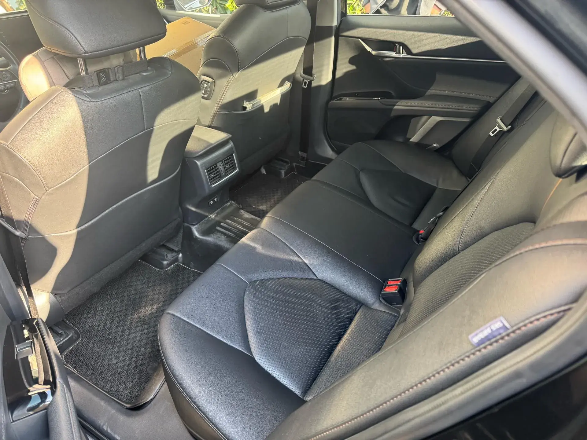 2021 TOYOTA CAMRY thumbnail 4