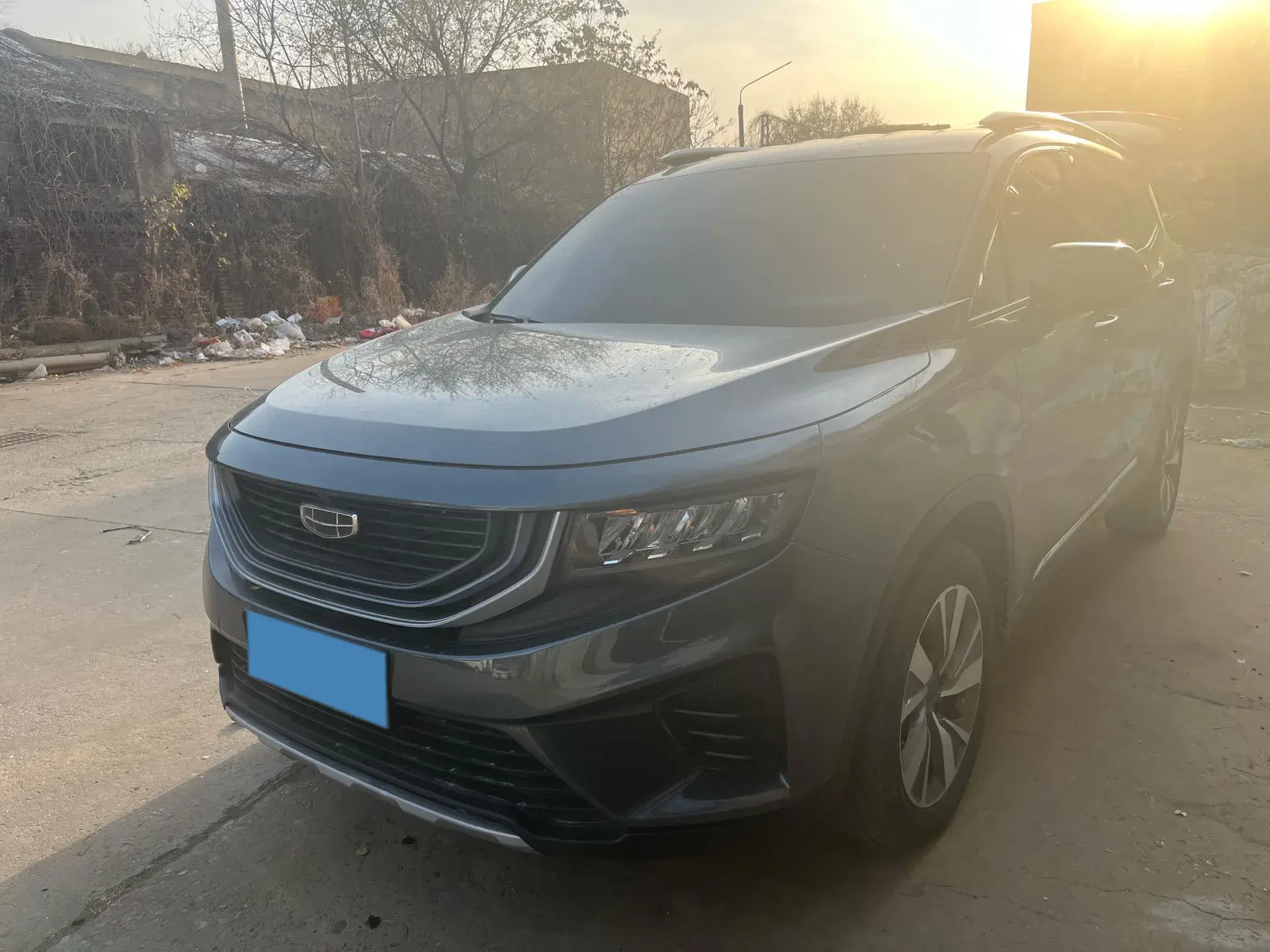 2020 GEELY OKAVANGO view 1