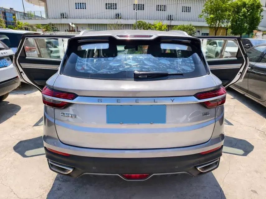 2019 GEELY COOLRAY thumbnail 3