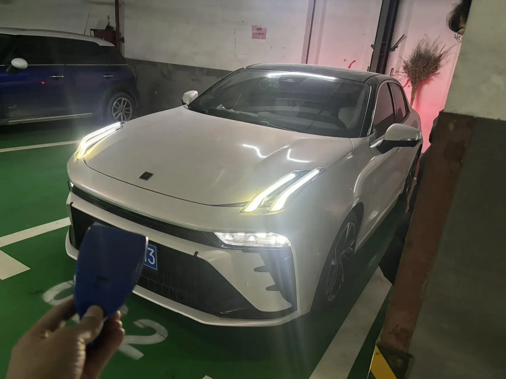 2023 LYNK&CO 03 view 1