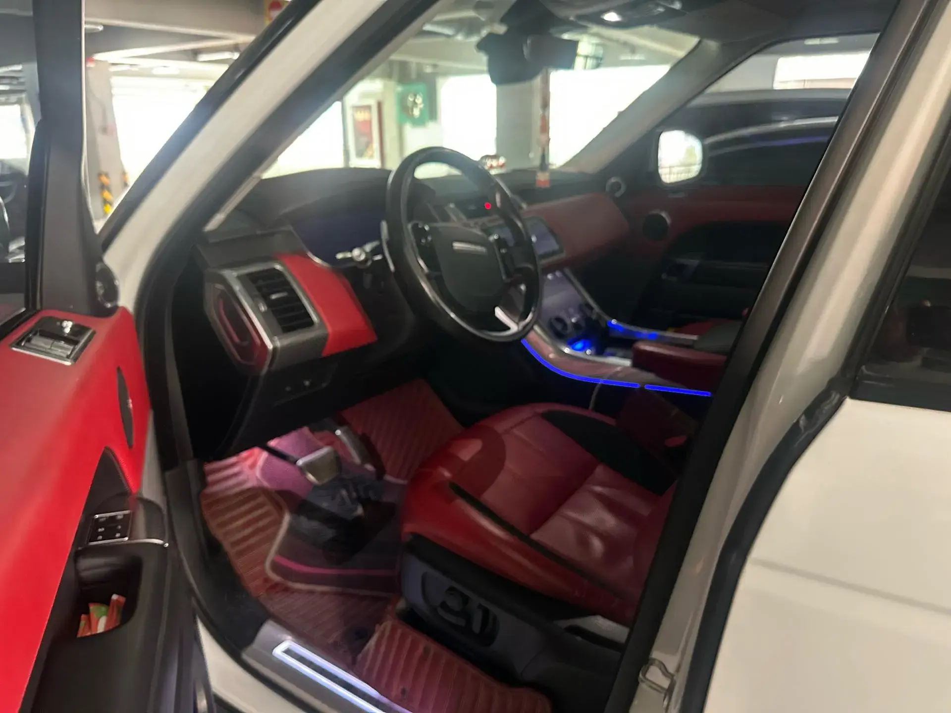 2020 LAND ROVER thumbnail 2