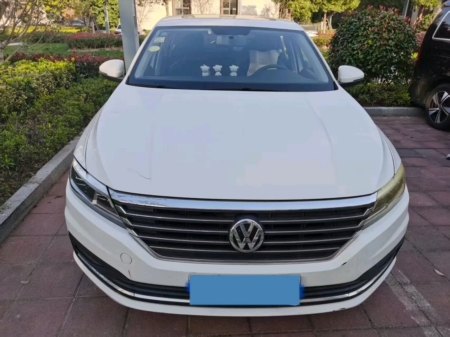 2018 VOLKSWAGEN LAVIDA thumbnail 2