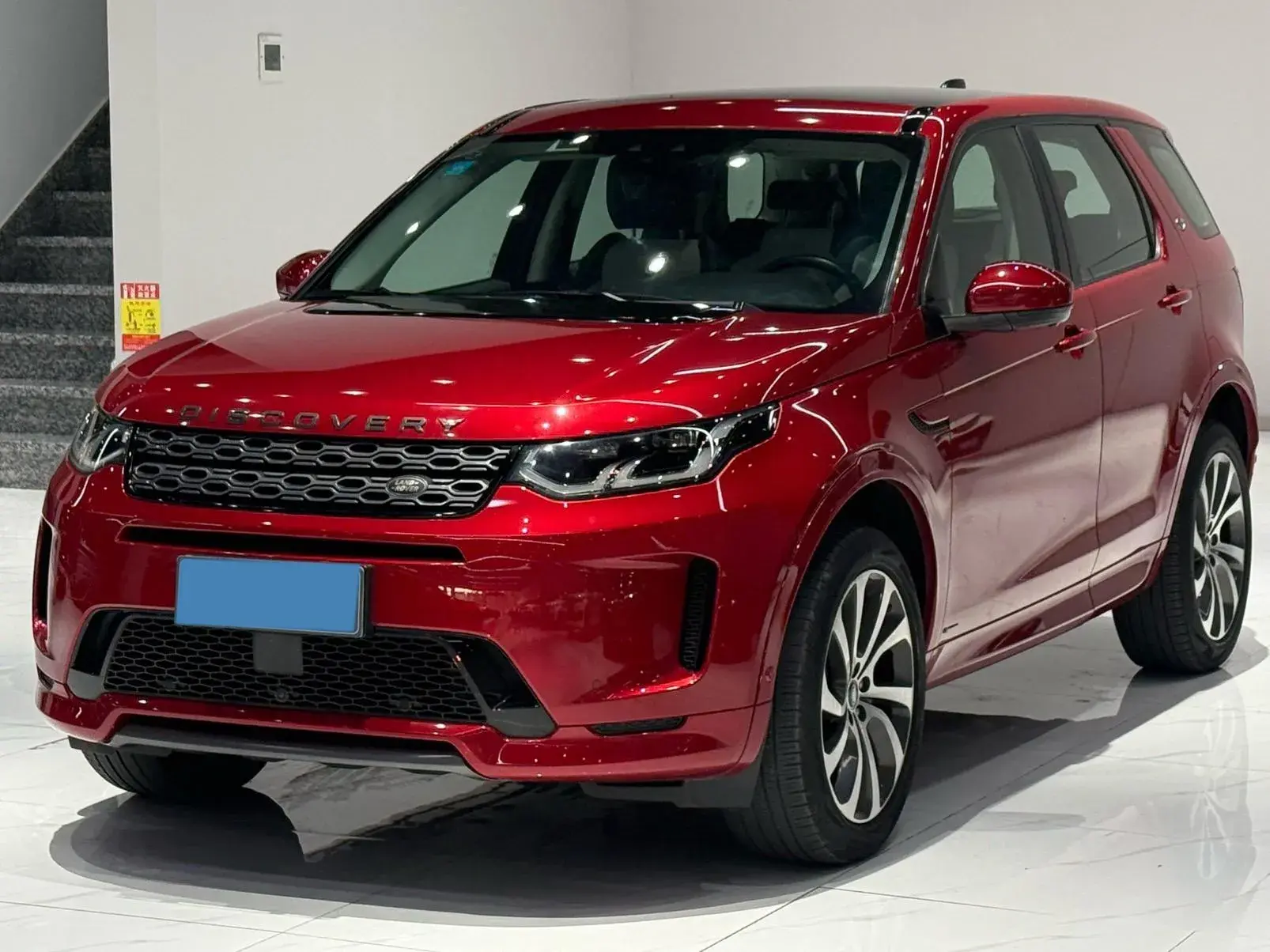 2020 LAND ROVER view 1